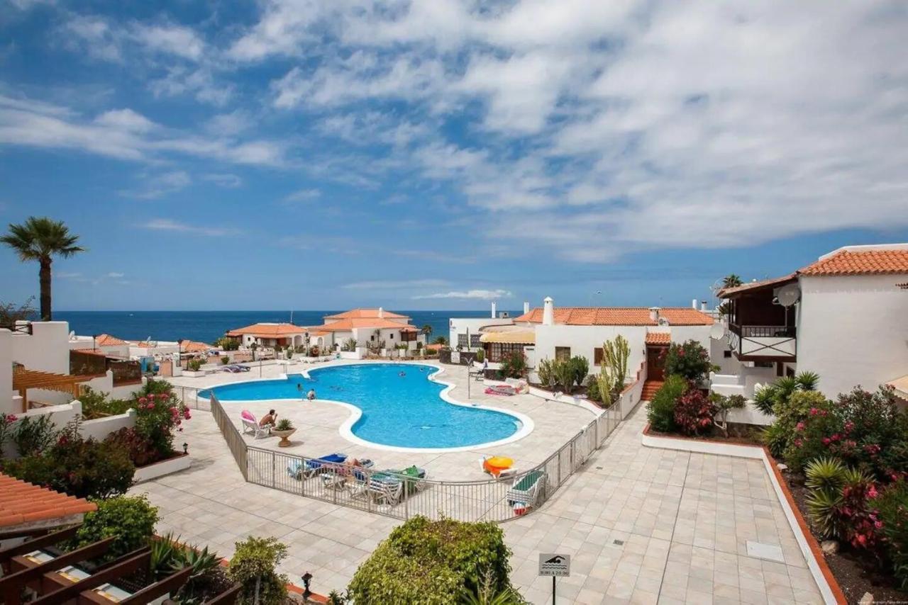 1 Bedroom Apartment For 4 People In Tenerife Costa Adeje  Buitenkant foto